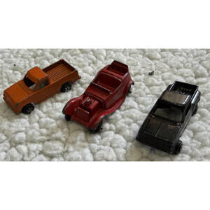 3 Tootsie Toy Cars